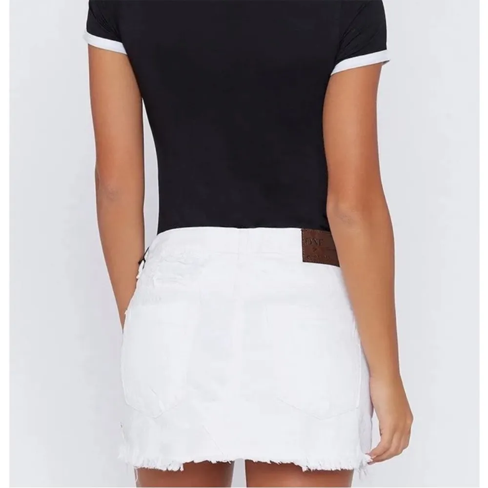 One X One Teaspoon Women Size 26 White Junkyard Sort Distressed Skirt Button NEW - Image 12