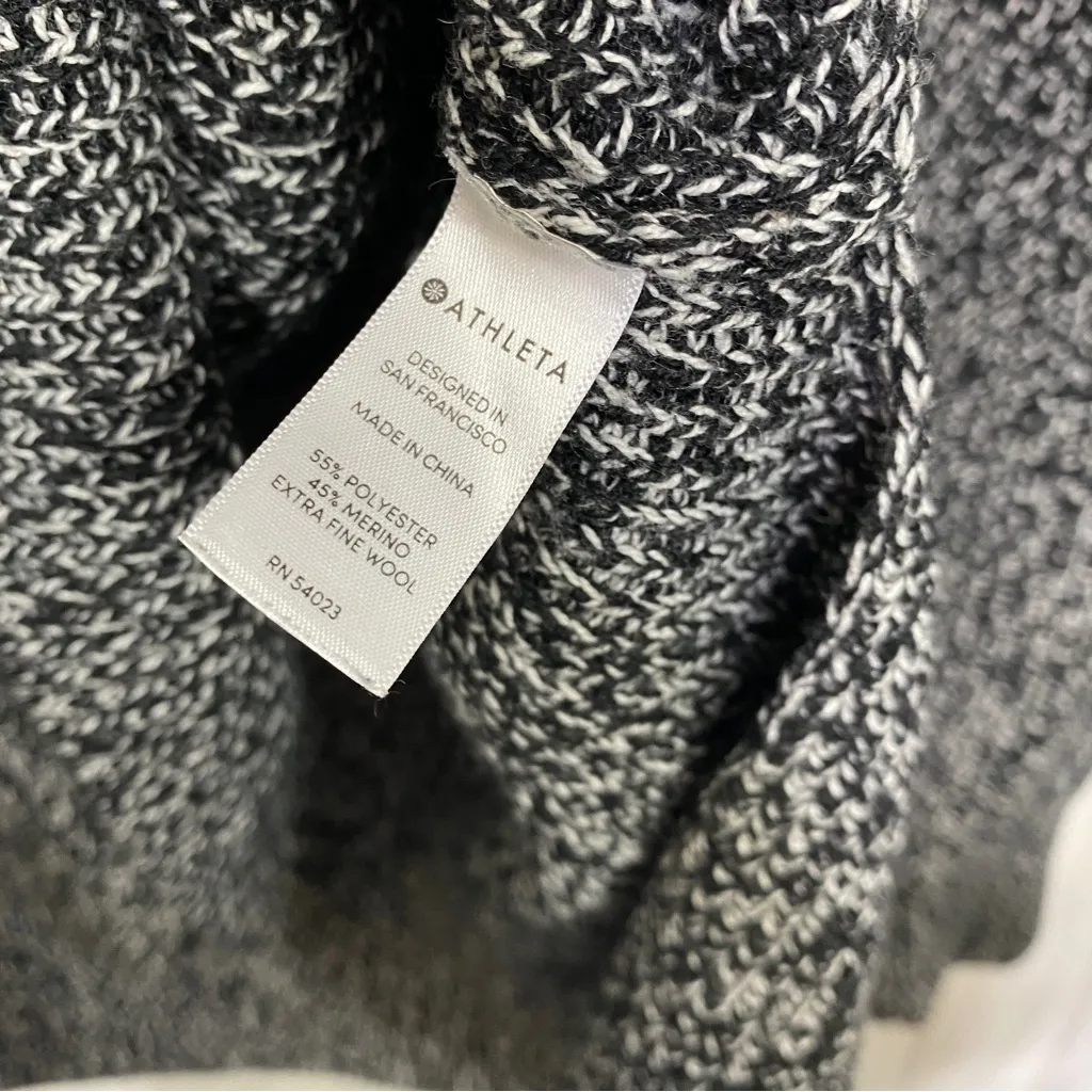 Athleta Switchback Pullover Knit Sweater size S Small 354141 - Image 11