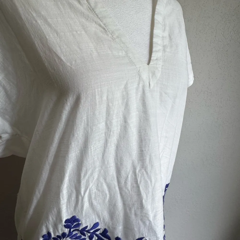 Athleta White Blue Embroidered V-Neck Cotton Swim Cover Womens XXS Oversized - Image 2