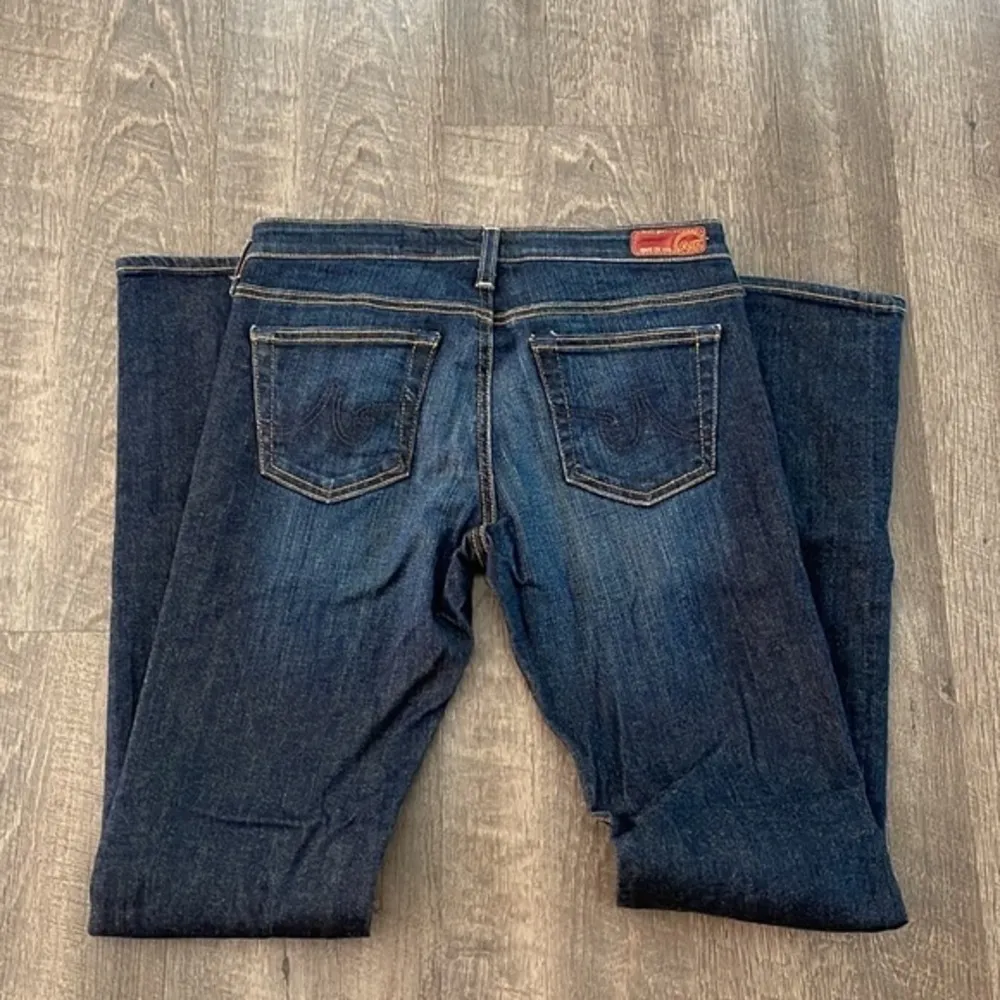 AG THE CHARLOTTE STRAIGHT LEG JEANS - Image 3