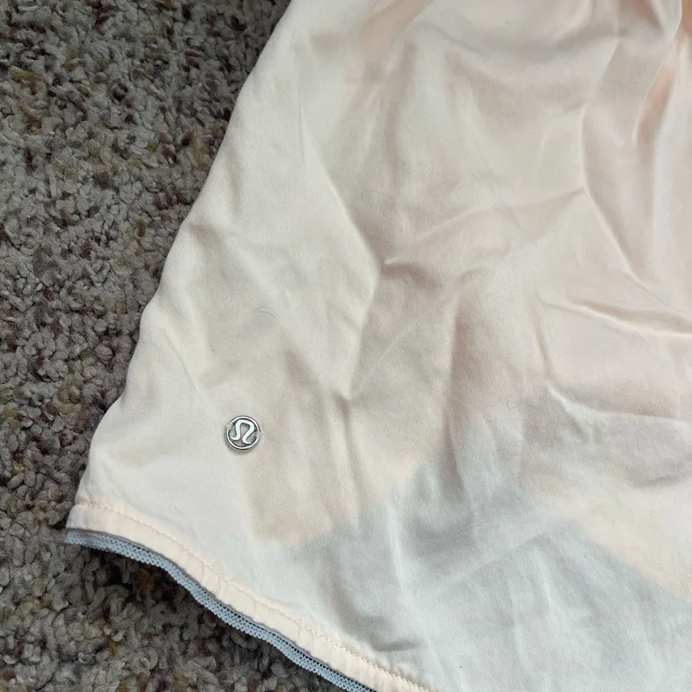 Lululemon Soft pink Shorts size 6 - Image 8