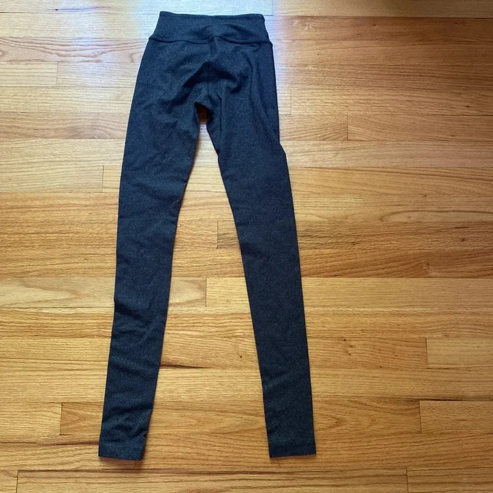 Beyond Yoga Black Charcoal Space Dye‎ Leggings Essential Long Leggings Grey Gray - Image 7