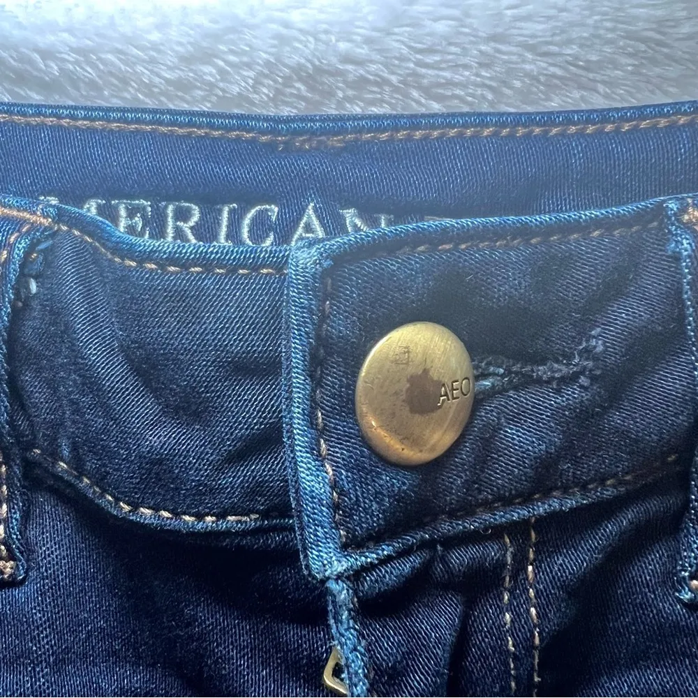 American Eagle Hi Rise Shortie Denim Jeans Shorts Dark Wash - 0 - Image 4