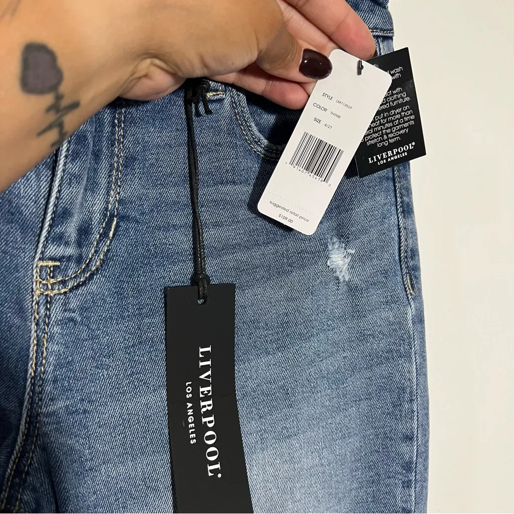 Stitch‎ Fix Liverpool The Crop Straight In Thyme LM7195VF Size 4/27 Blue - Image 12