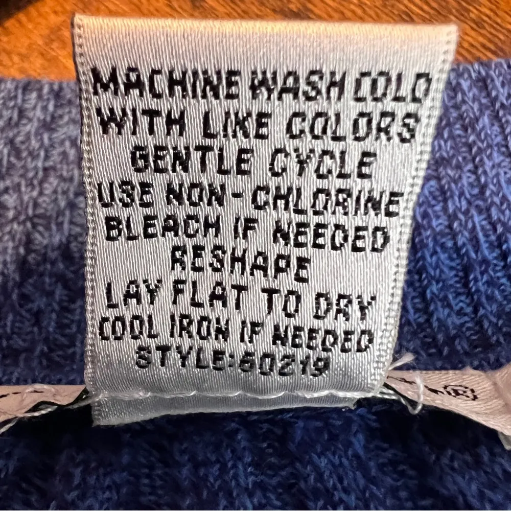 Reference Point Size Small V-Neck 1/2 Sleeve Ribbed Blue Sweater Vintage - Image 7