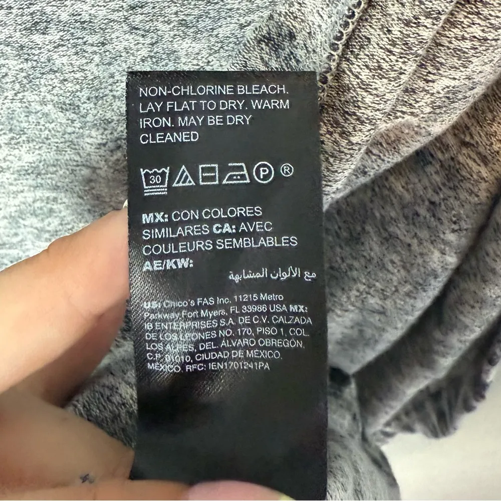 White House Black Market Women’s Gray Leopard Cardigan Sweater size XS - Image 7