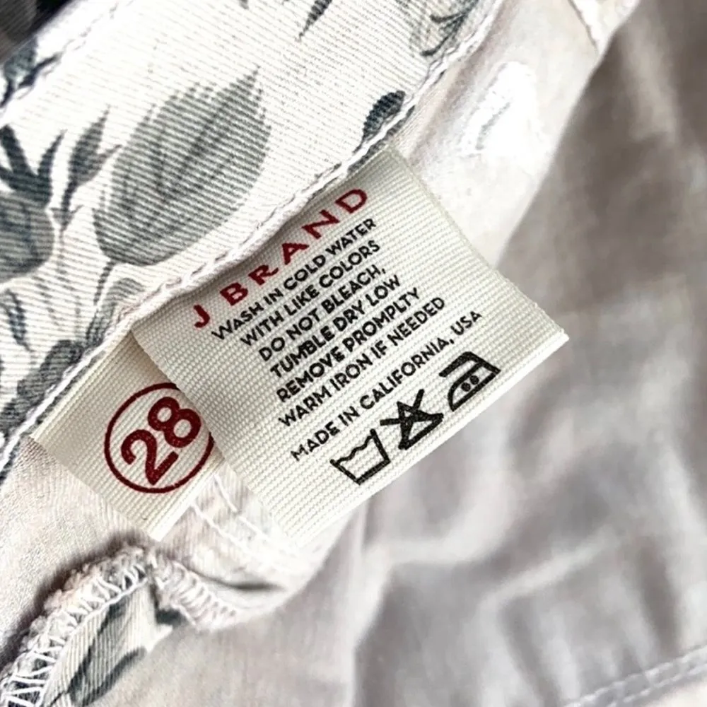 𝅺EUC J Brand cropped jeans - Image 6