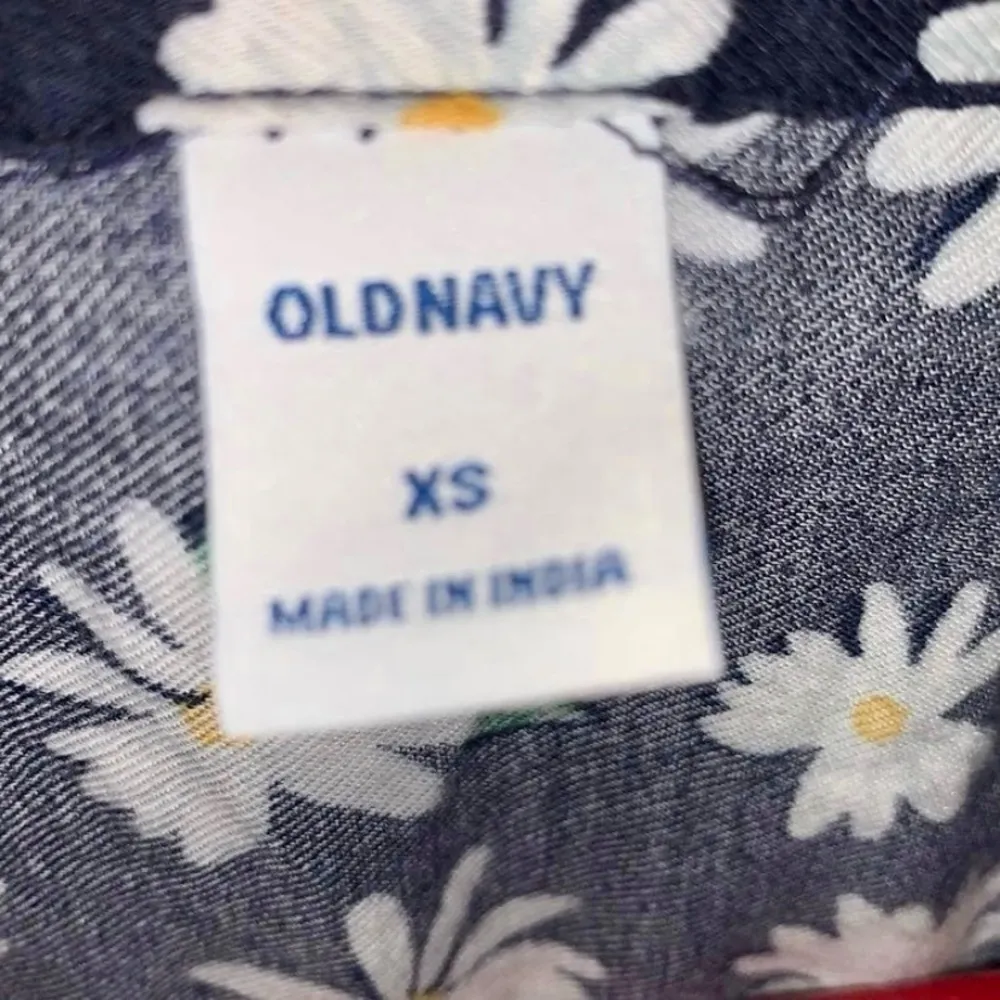 Old Navy  Blue floral white flowers long sleeve midi dress - Image 6