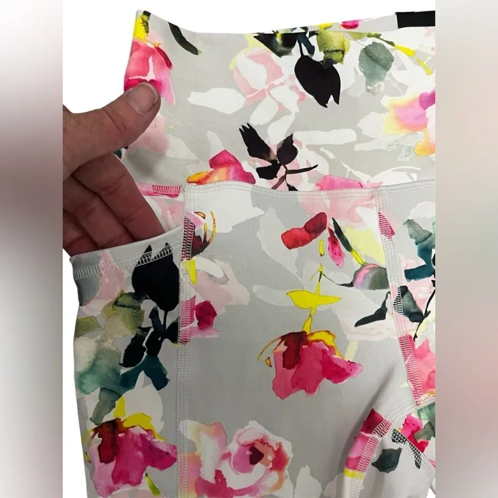 RBX Women’s Yoga Pants Capri Floral Size Small New‎ with Tags White - Image 3