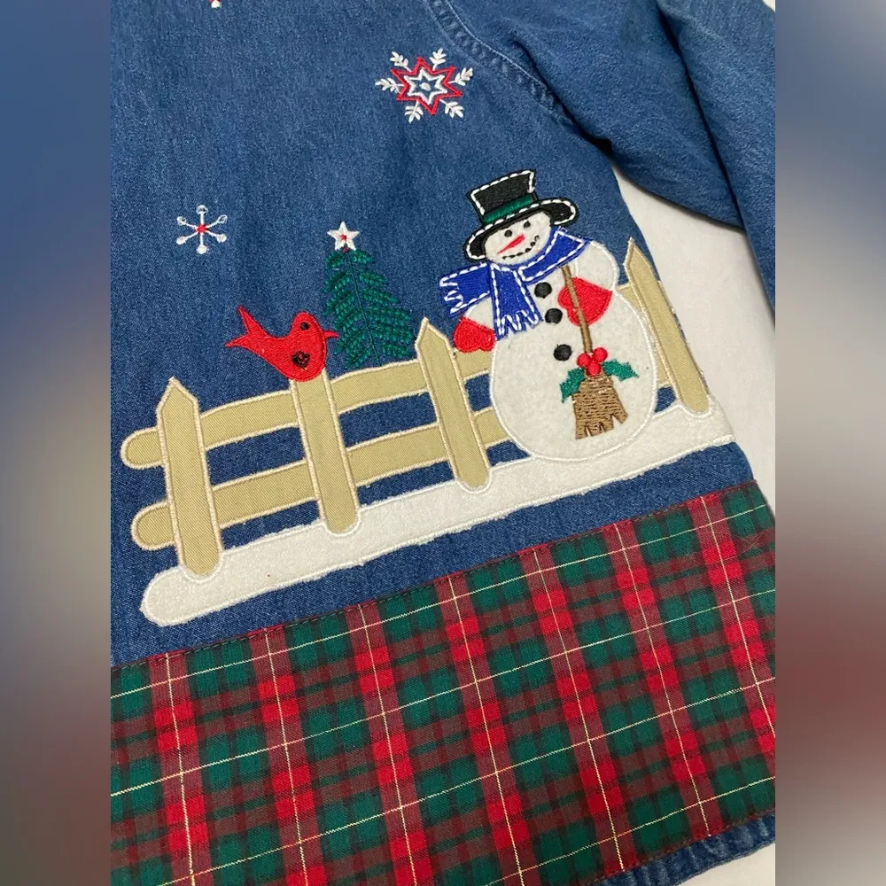 Dress Barn  Button Down Christmas lightweight Jean shirt - Image 3