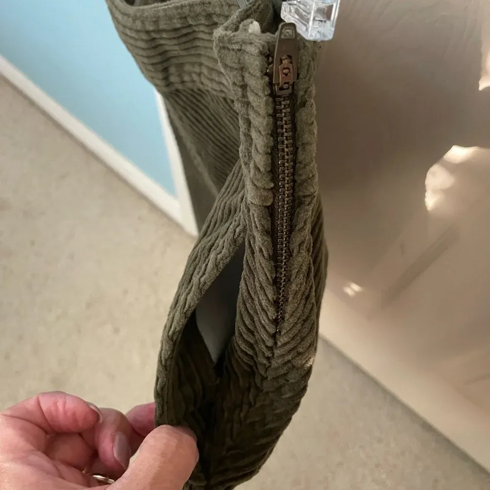 Talbots Olive Green Skirt - Image 3