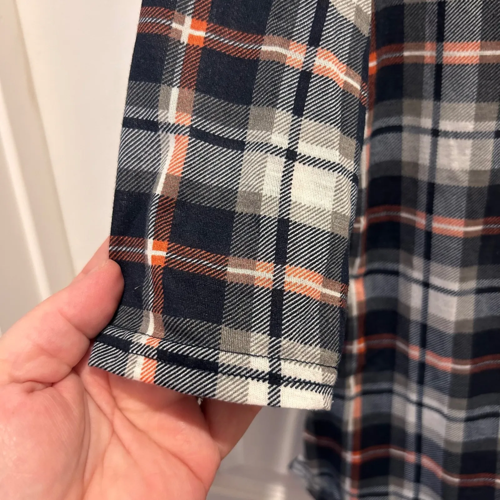 Rue21 Women's Plaid 3/4 Sleeve Button Down Shirt Top‎ Large Navy Orange - Image 2