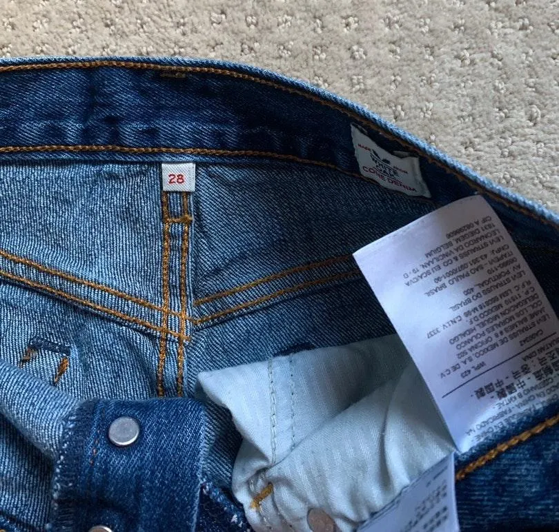 Levi’s  Jean Shorts - Image 6