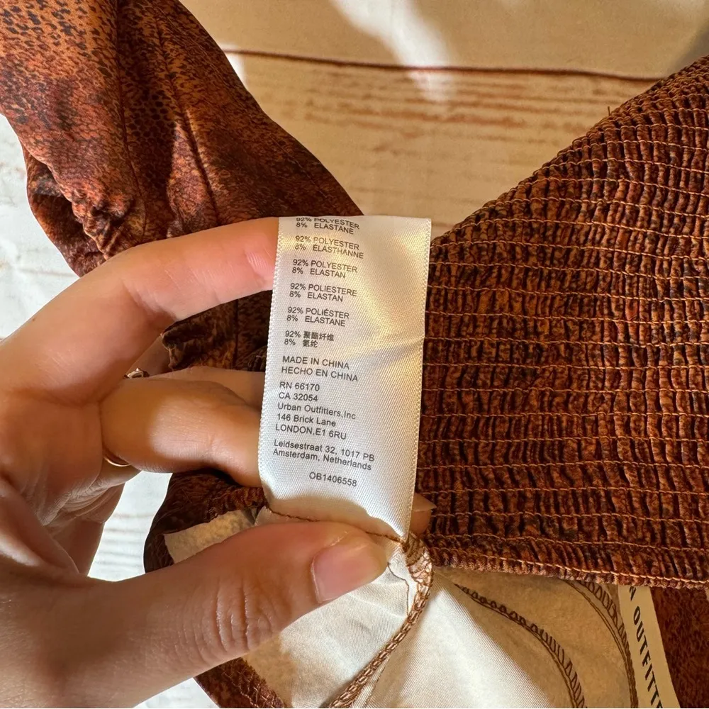 Urban Outfitters • Crop Top • Snakeskin Print • Brown • Medium - Image 7