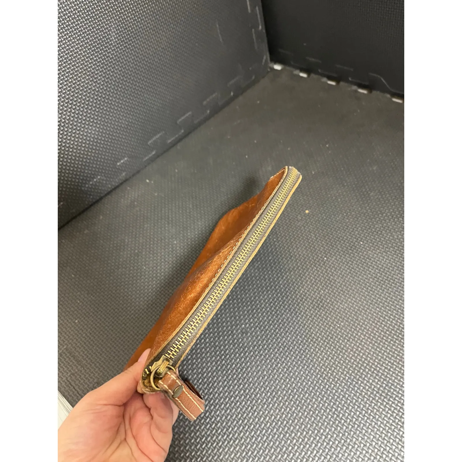 Patricia‎ Nash CASSINI BURNISHED TOOLED Wristlet Brown Leather Bag Purse Boho - Image 4