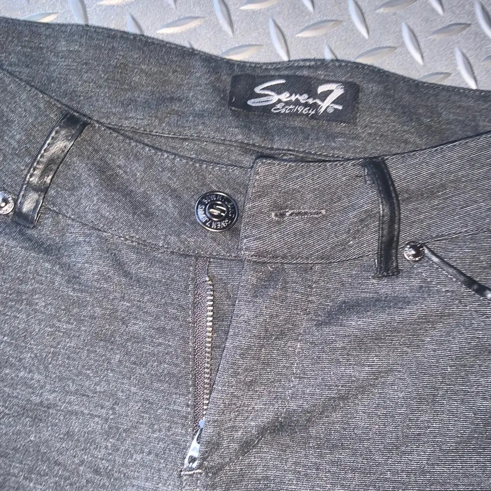 7 seven grey pants with leather detail casual fall skinny classic boho $80 - Image 4
