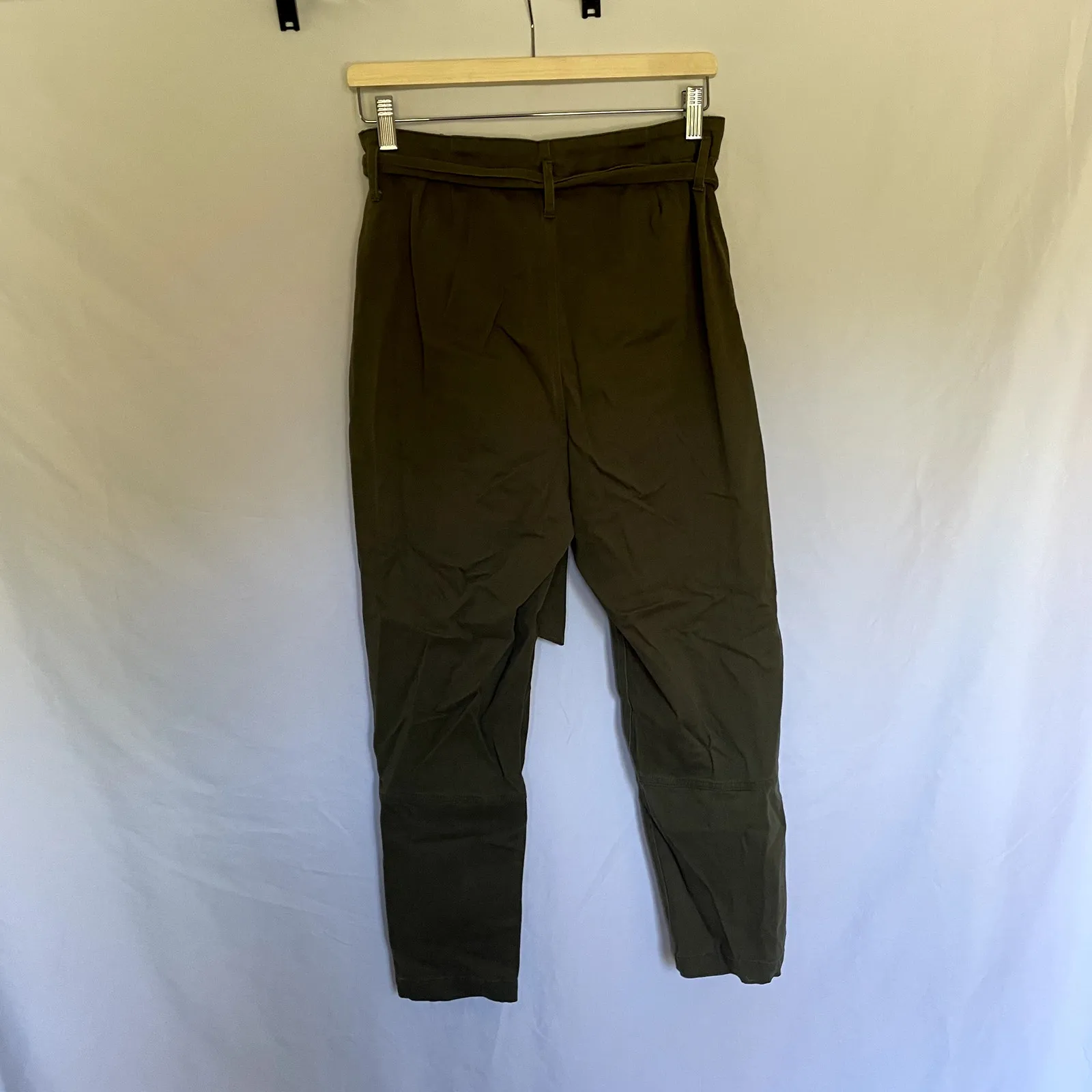 Lulus olive green paperbag pants women's size L trousers pockets belted cotton Size L - Image 5