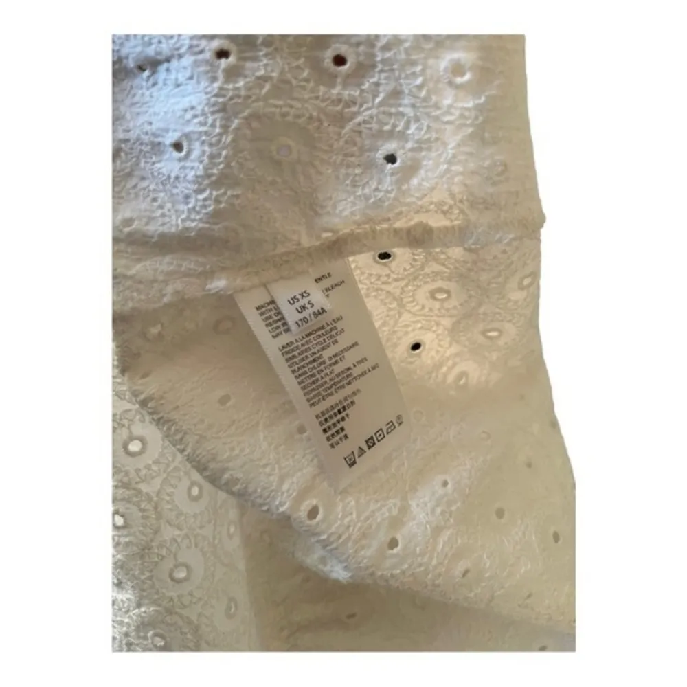 Anthropologie White Sleeveless Perforated Top Size XS - Image 6