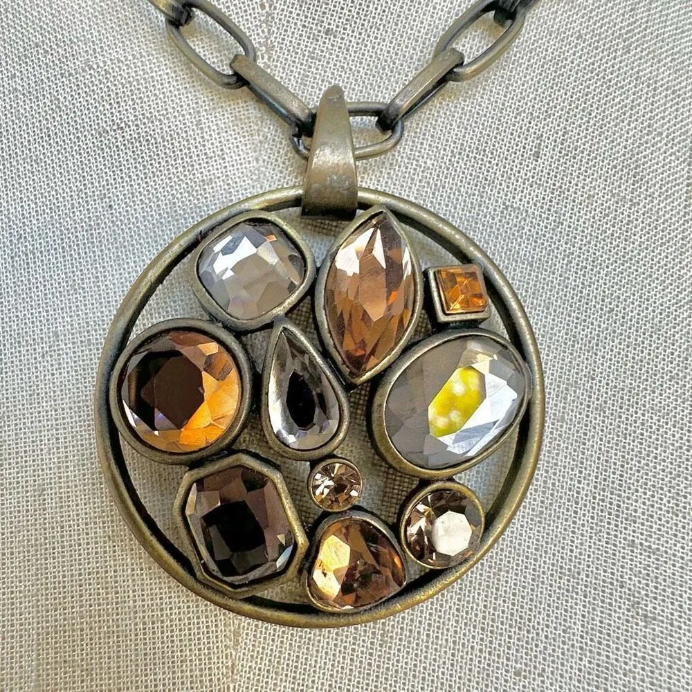 Cookie Lee brown rhinestone circle pendant necklace - Image 3
