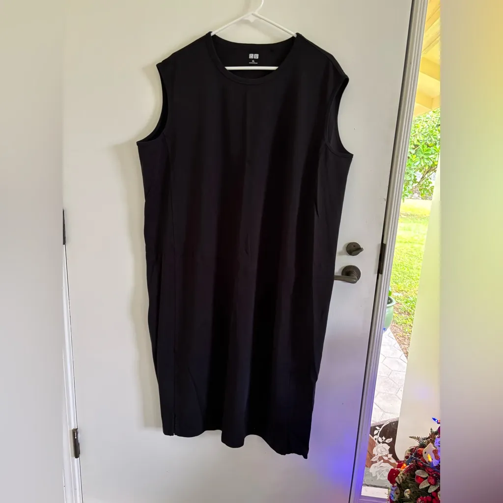 Uniqlo midi dress black simplistic minimalist closet staple 100% cotton - Image 2