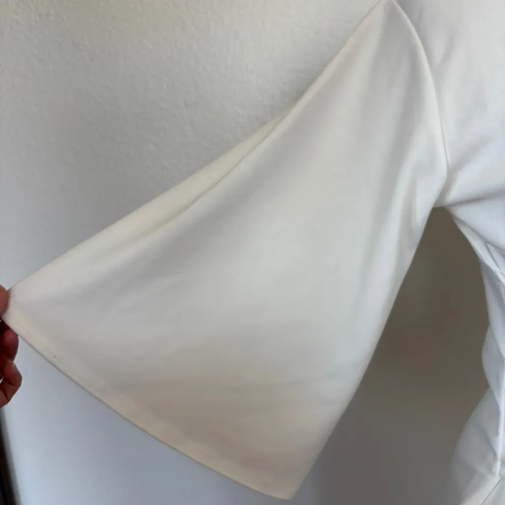 Boohoo Solid White Half Sleeve Tie-Front Fitted Slimming Dress - Image 4