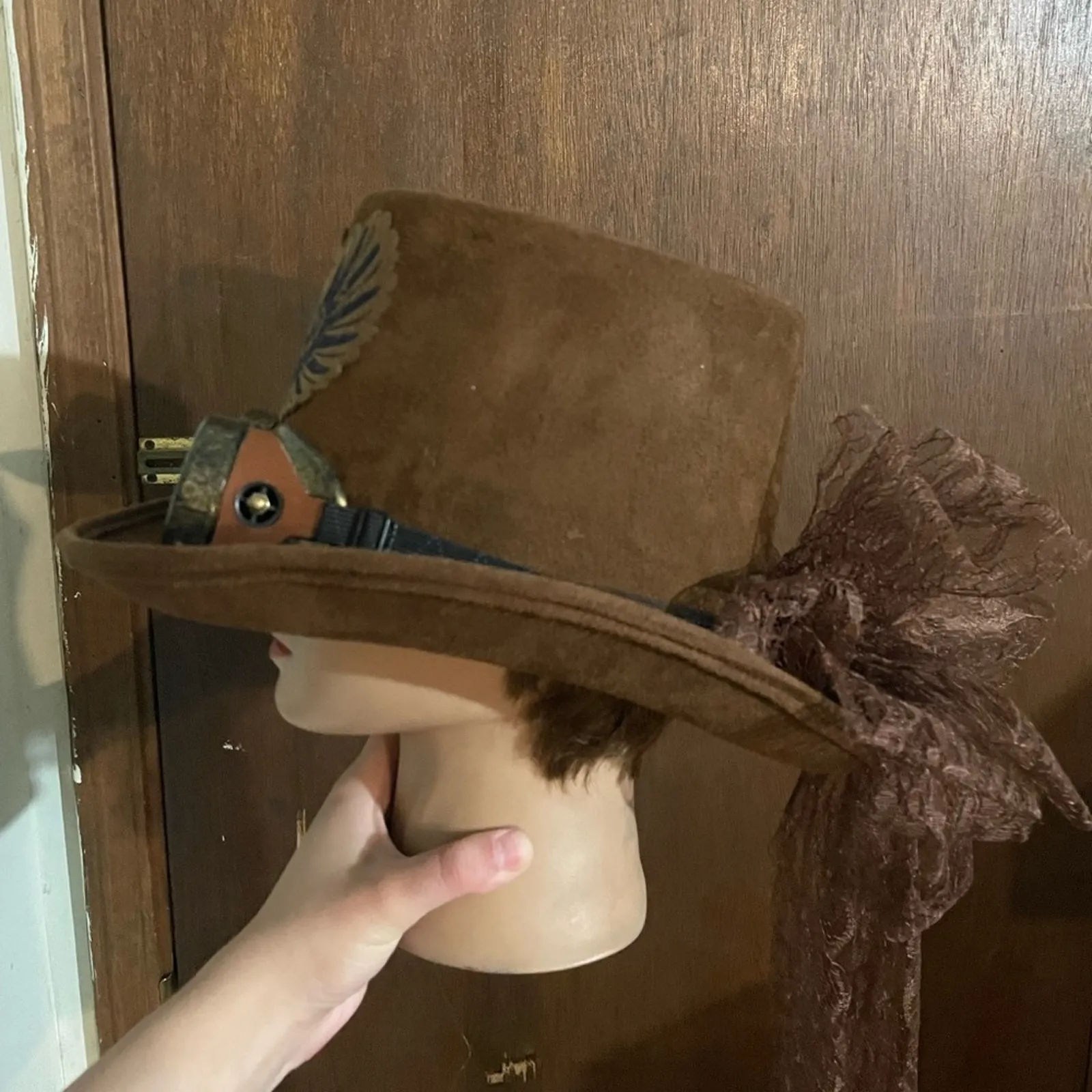 6” steampunk top hat w added metal goggles Brown - Image 3