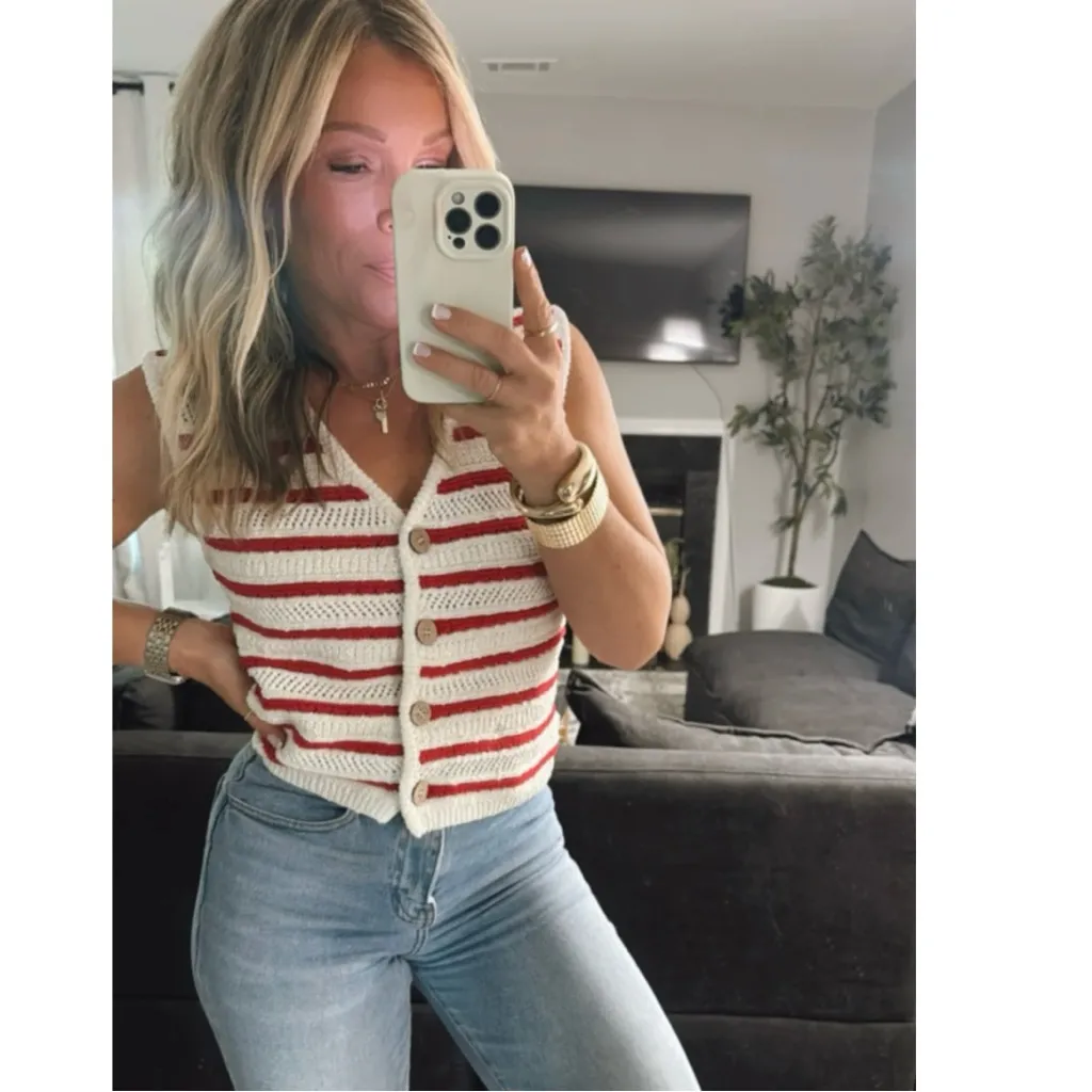 LAST ONE!! Magnolia Striped Button Knit Vest Size Large Red - Image 5