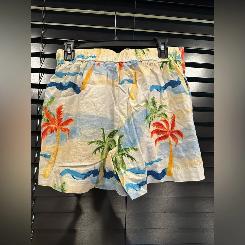 EUC C&C California Tropical Palm Tree Belted Linen Blend Shorts Womens Size 8 - Image 2