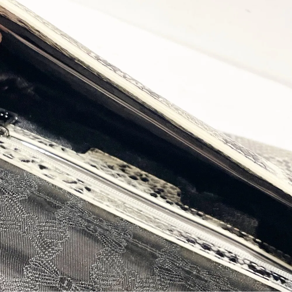 Ted Baker Snakeskin Leather Winniee Shoulderbag Snap Closure NEW - Image 4