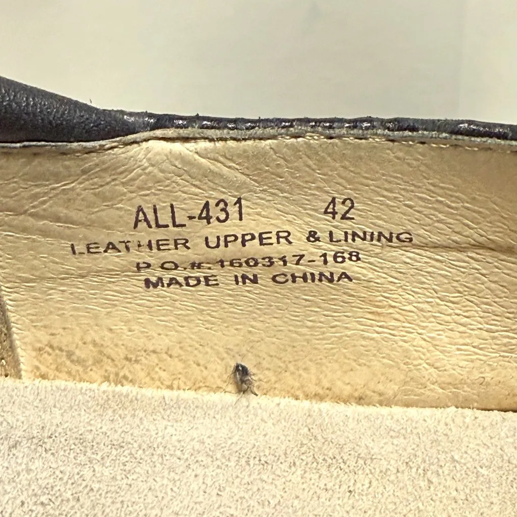 Alegria Alli Embossed Paisley - Image 10