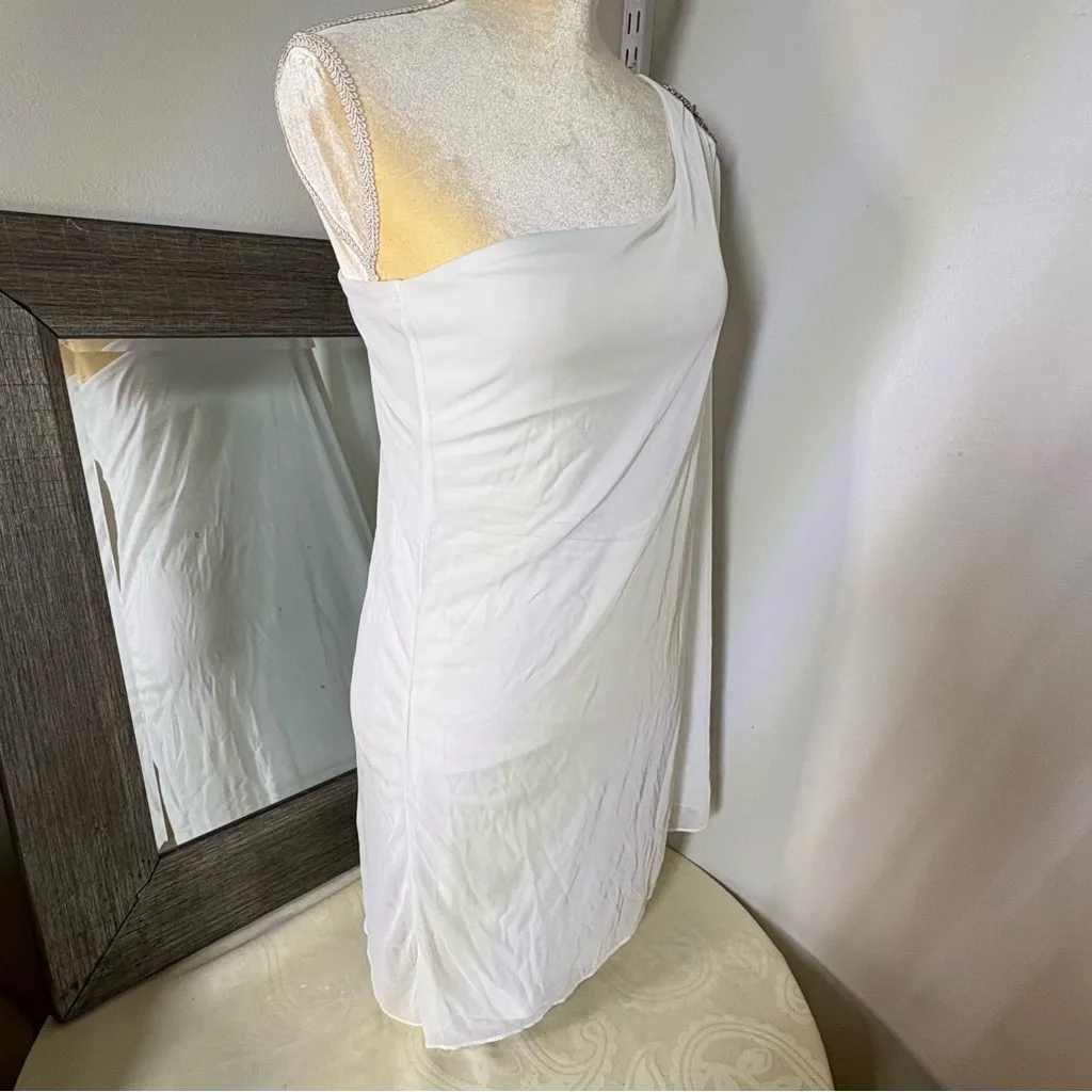 Emerald Sundae One-Shoulder White Dress - Image 12