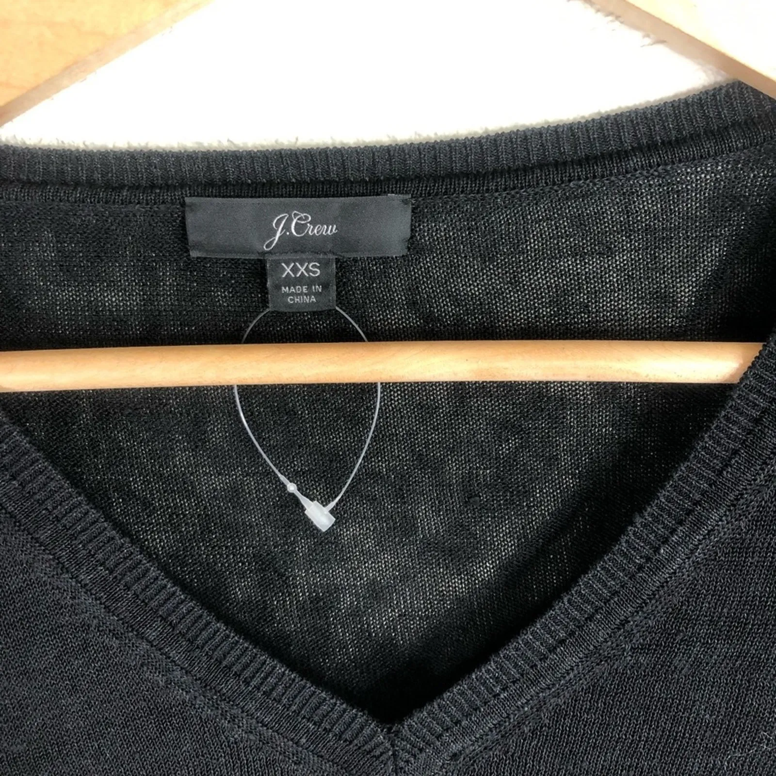 J. Crew linen blend v neck button side lightweight sweater - Image 5