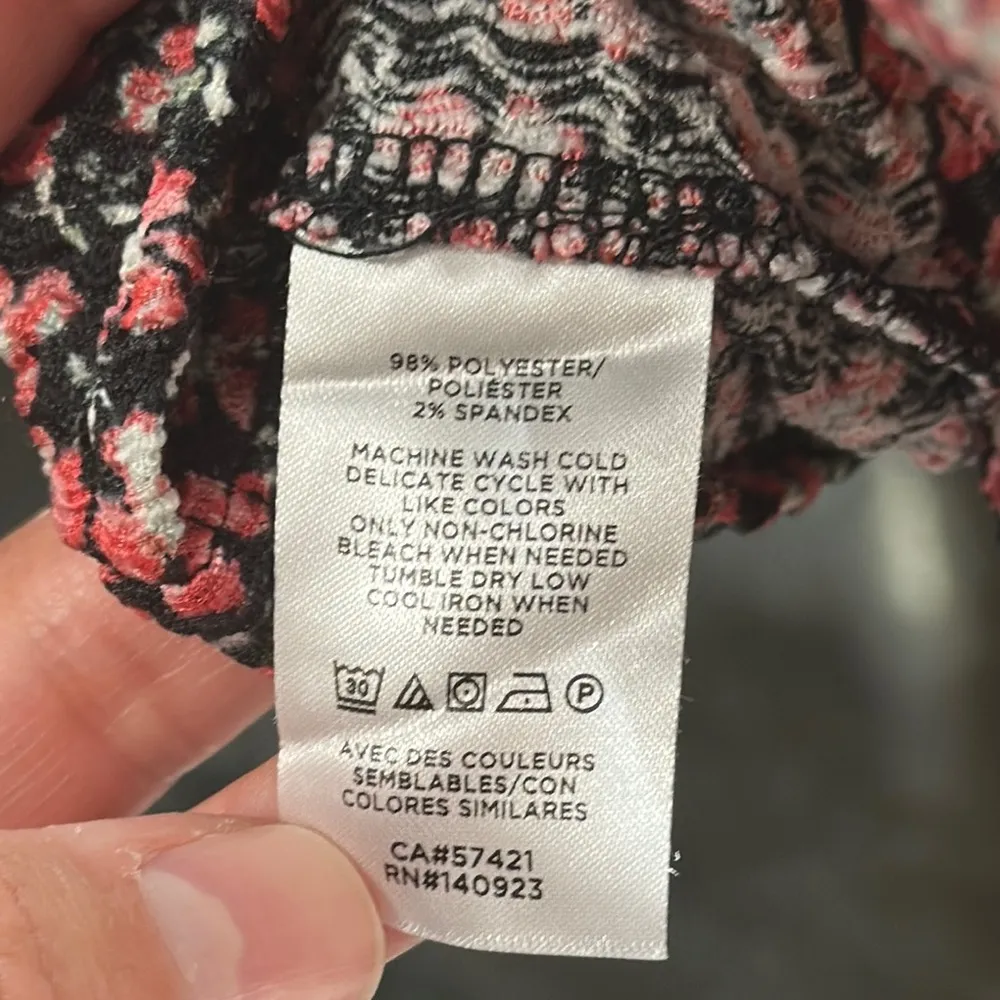 Loft Pink black and red floral patterned Blouse flutter puff long sleeve Size XL - Image 5