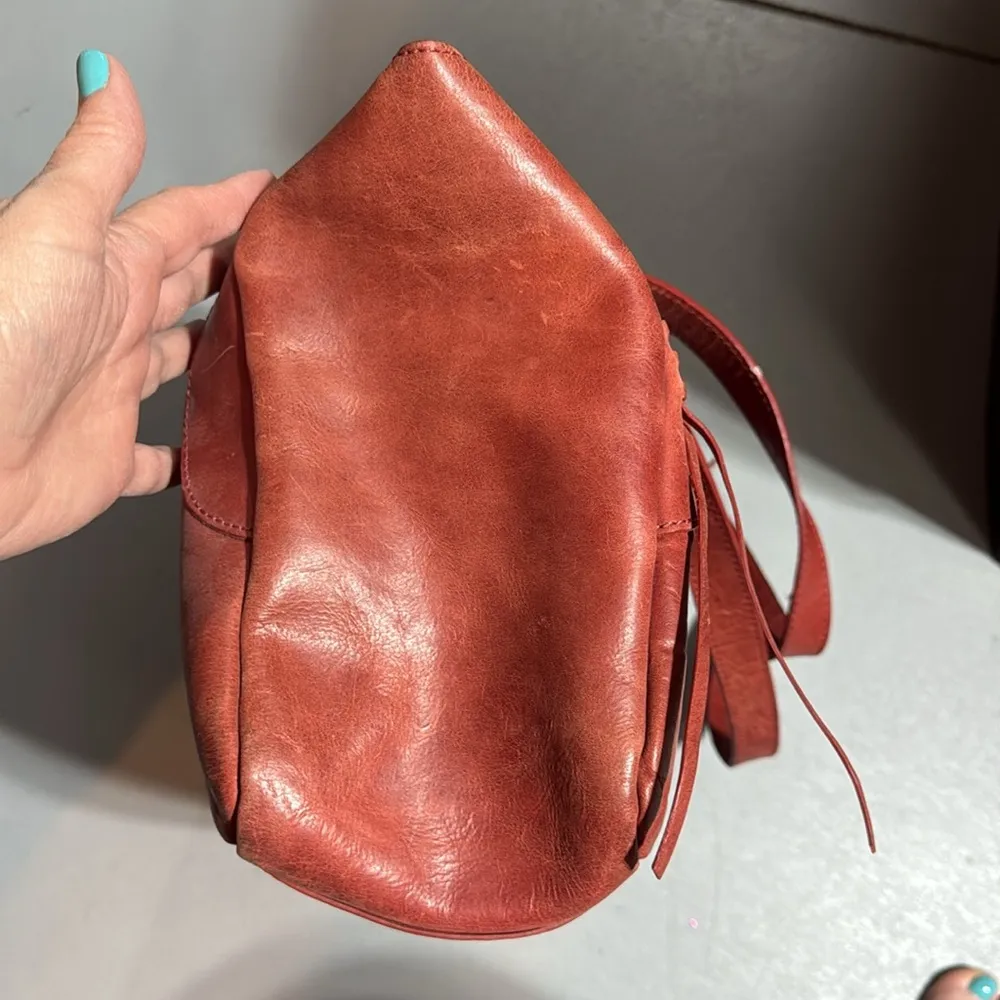 Born red concept bag - Image 6