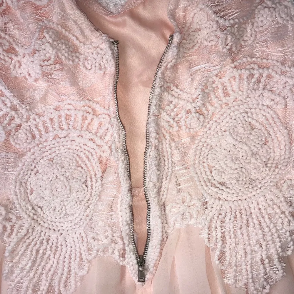 L'atiste Pink Sleeveless Crochet Lace Top Pleated Mini Dress - Image 5