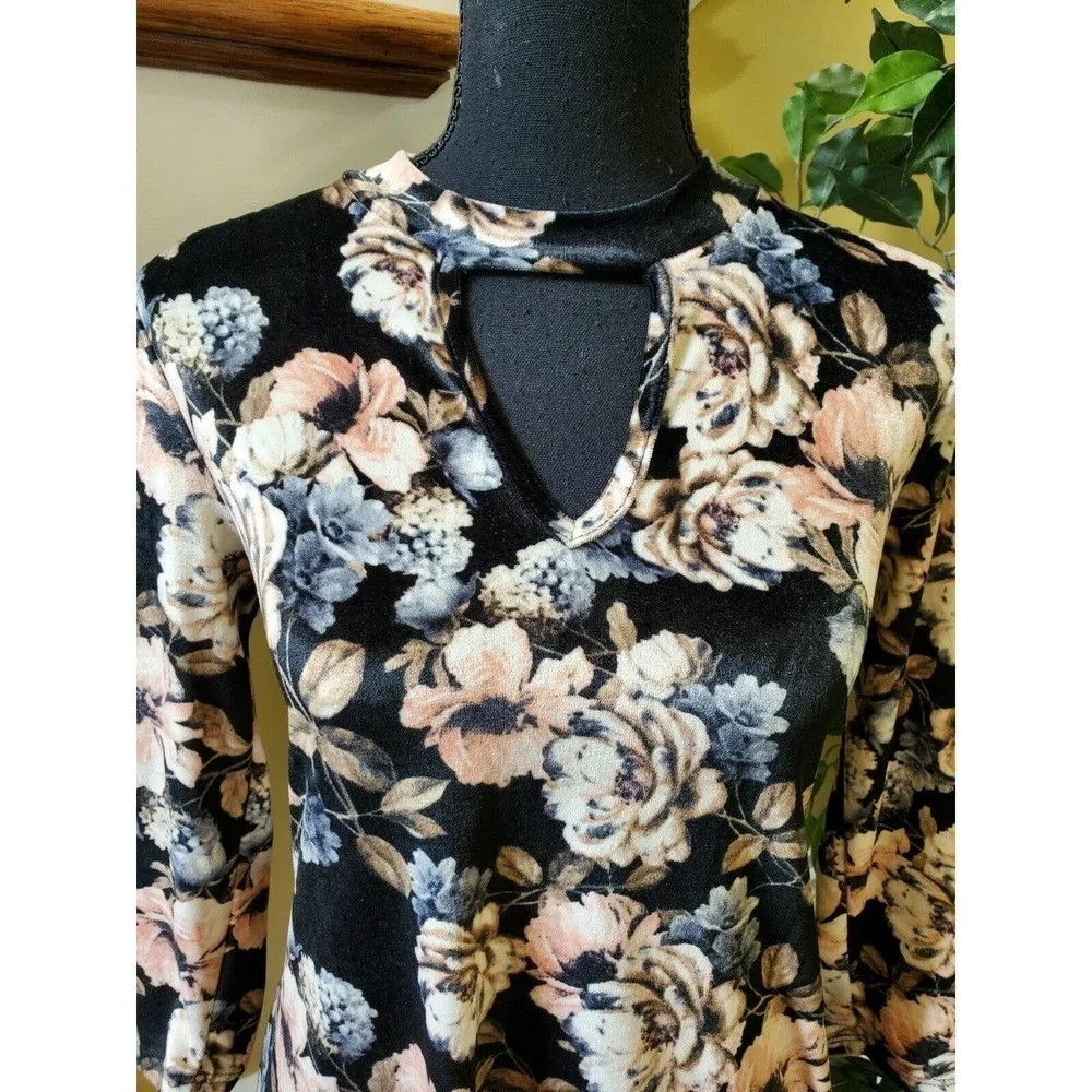 How Very Loved Boutique Mini Tunic Dress Small - Image 2