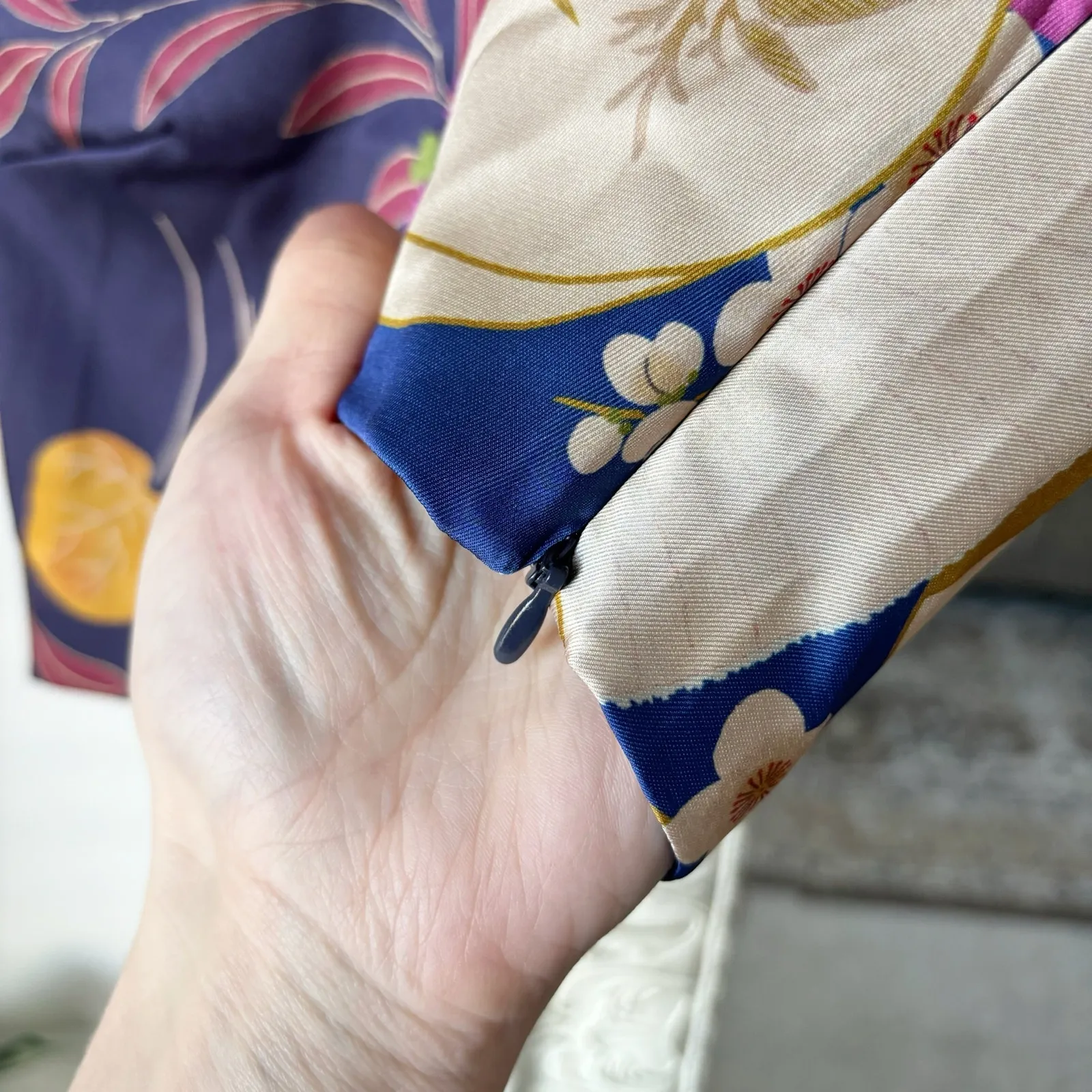 Zara Printed High Neck Cropped Blouse Top Size XS - Image 6