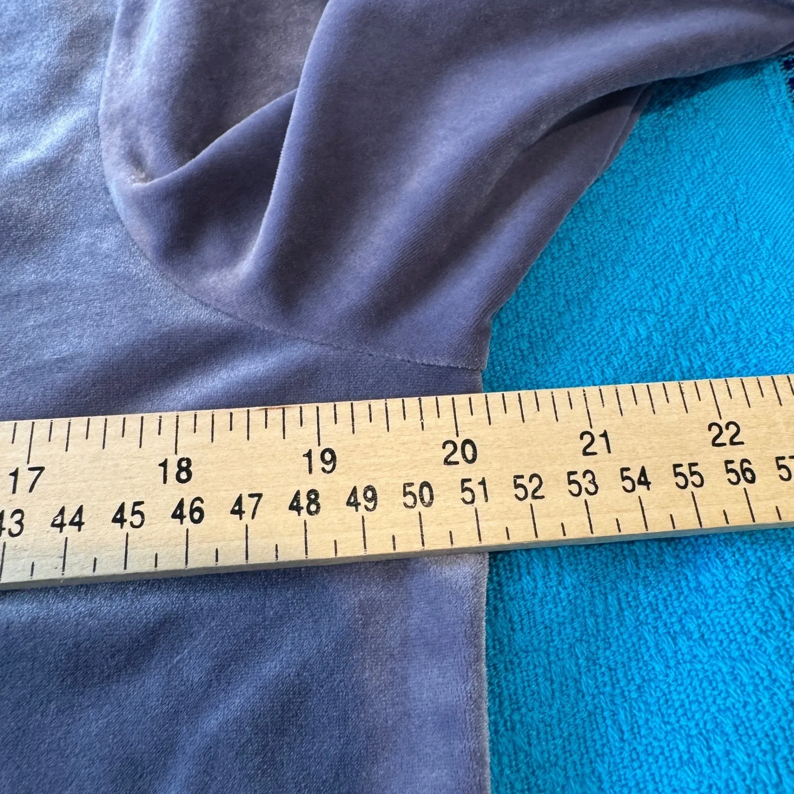 Vintage J. Jill Velour Top Womens Medium 3/4 Sleeve Scoop Neck Lavender Purple - Image 10