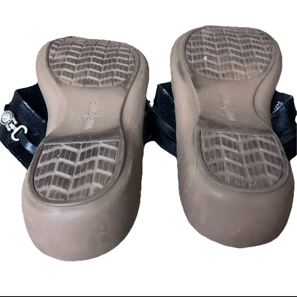 Minnetonka Sybil Black Leather Thong Sandals Women’s Comfort Wedge Casual 6 - Image 9