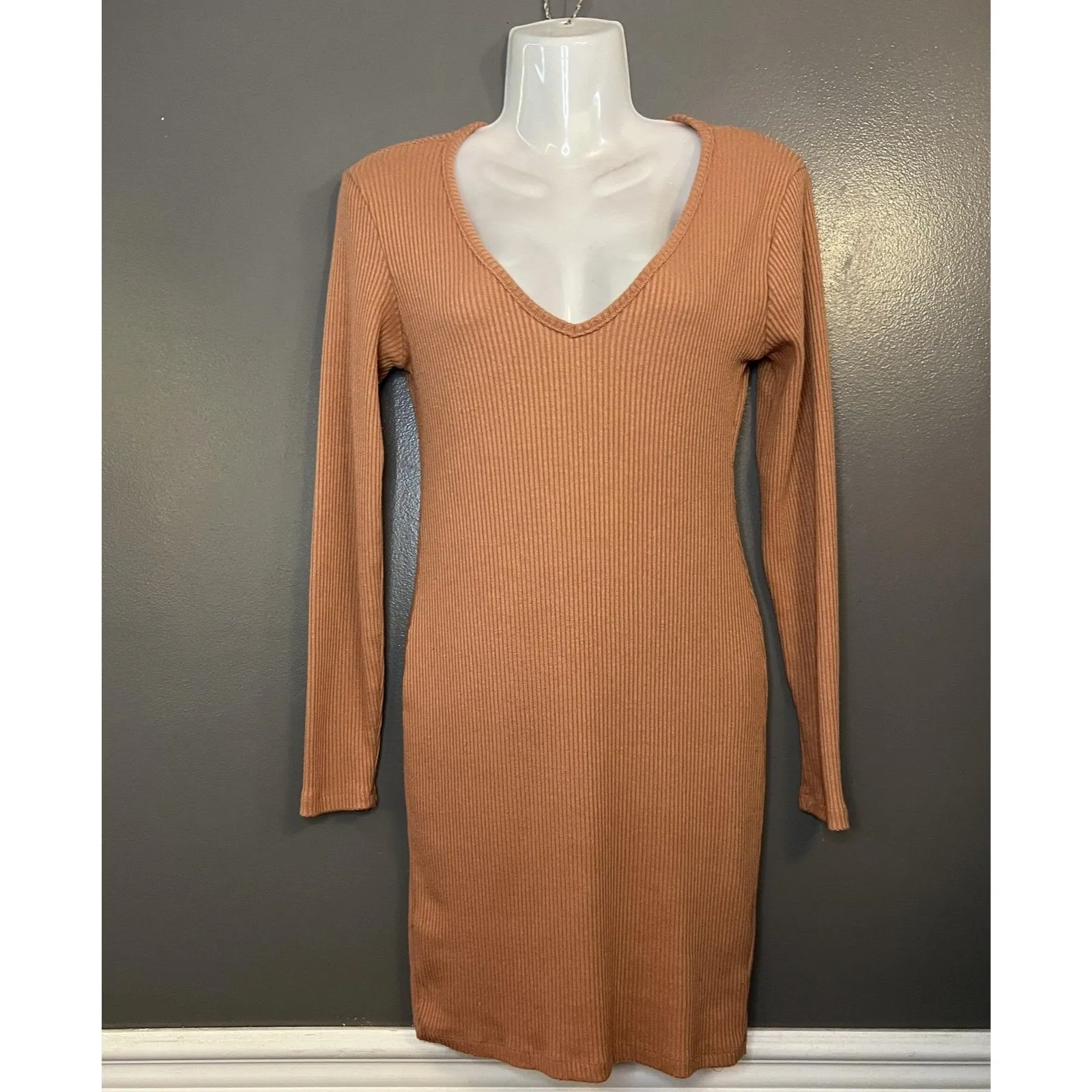 ReVamped Dress Womens Medium Brown Ribbed Knit Long Sleeve V Neck Sweater - Image 2
