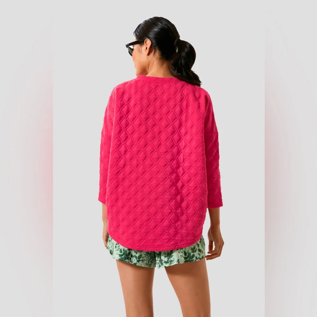 TuckerNuck sport Azalea Ally Quilted hot pink swing sweatshirt size XS/S - Image 3