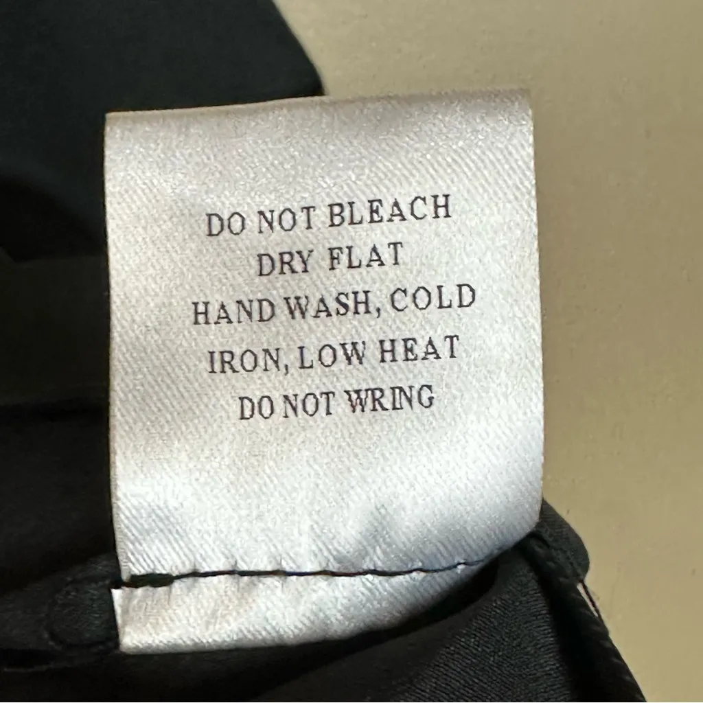 Dress Forum Los Angeles California Black Slinky Halter Blouse Small New - Image 7