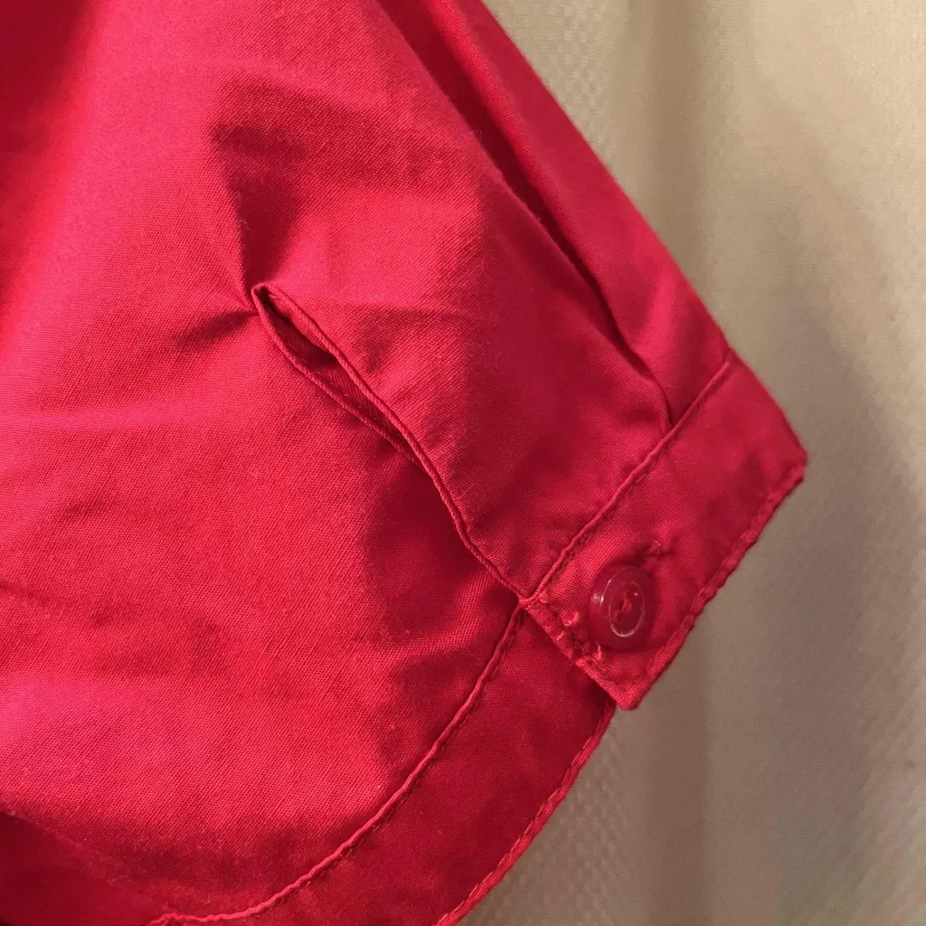 Basic Edition Y2K Red Small Women's Cut Button Up - Image 7