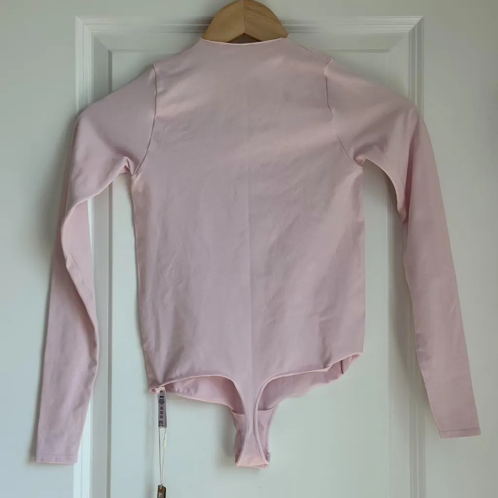 Skims Essential Crew Neck Long Sleeve Bodysuit in Cherry Blossom, Size XXS/XS - Image 7