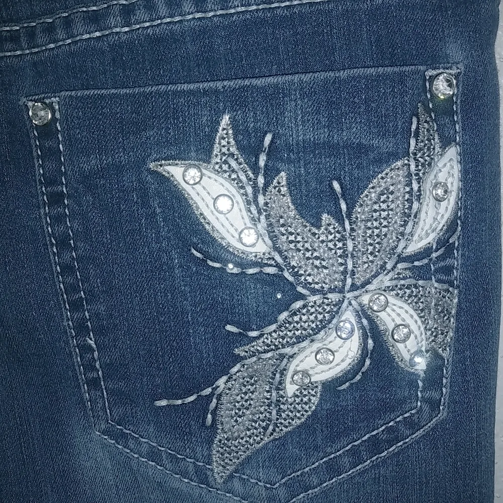 Canyon River Blues 14 34 Bling Capri Jeans Plus - Image 6