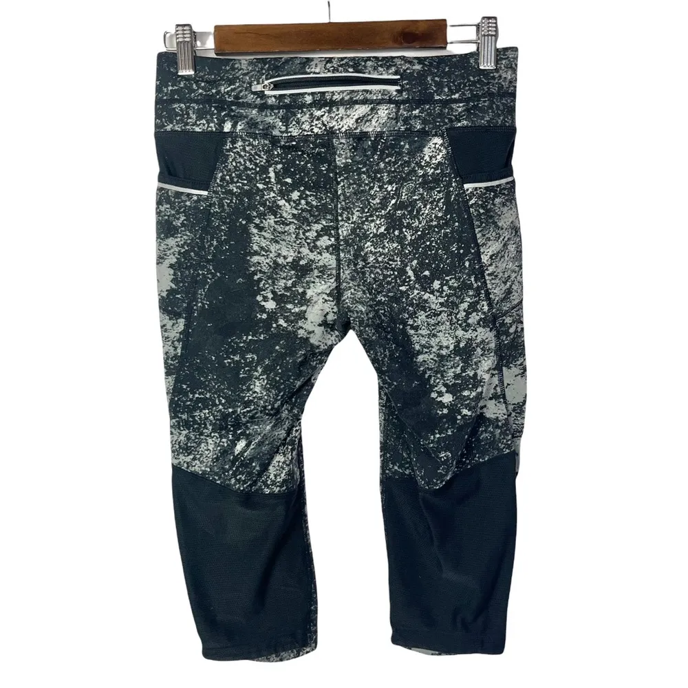 Athleta Splatter Black & White Be Free Knicker Cropped Athletic Pants S - Image 22