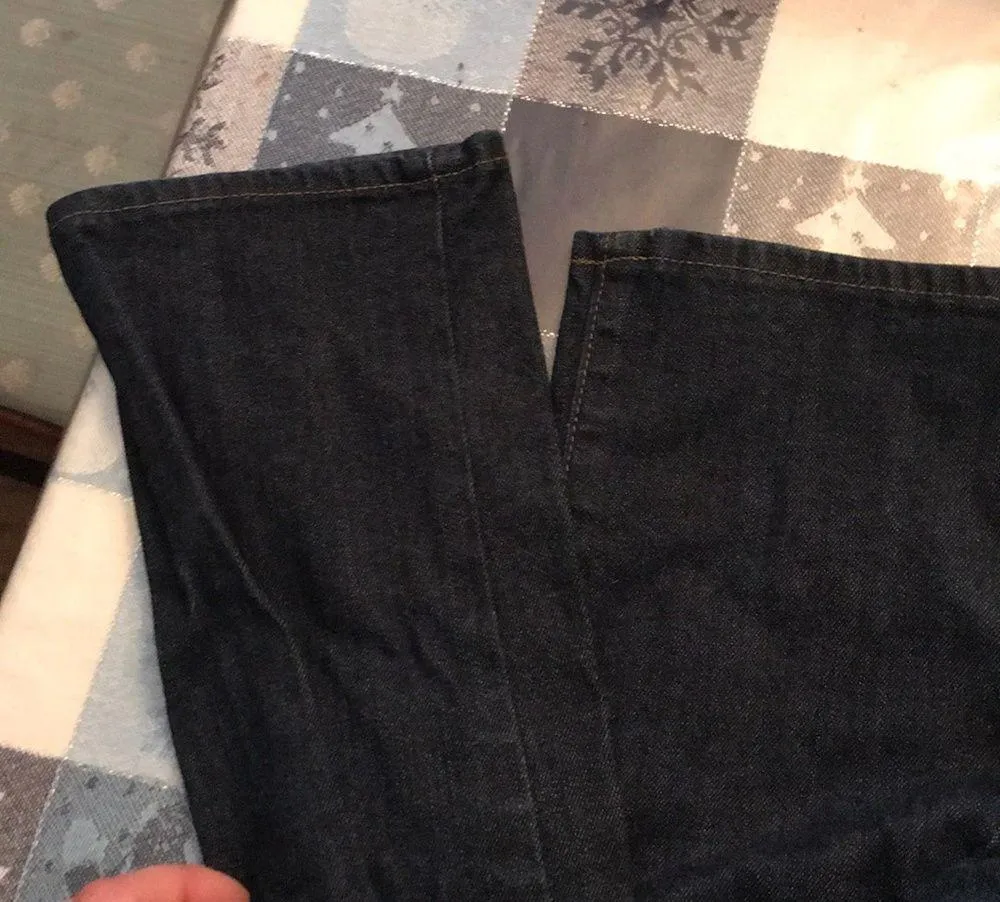 Juicy couture straight leg jeans - Image 4