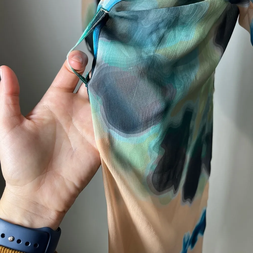 Suki So Goddess Kimono in Ocean Tie Dye Sexy Sultry Beachy Pink Size undefined - Image 10