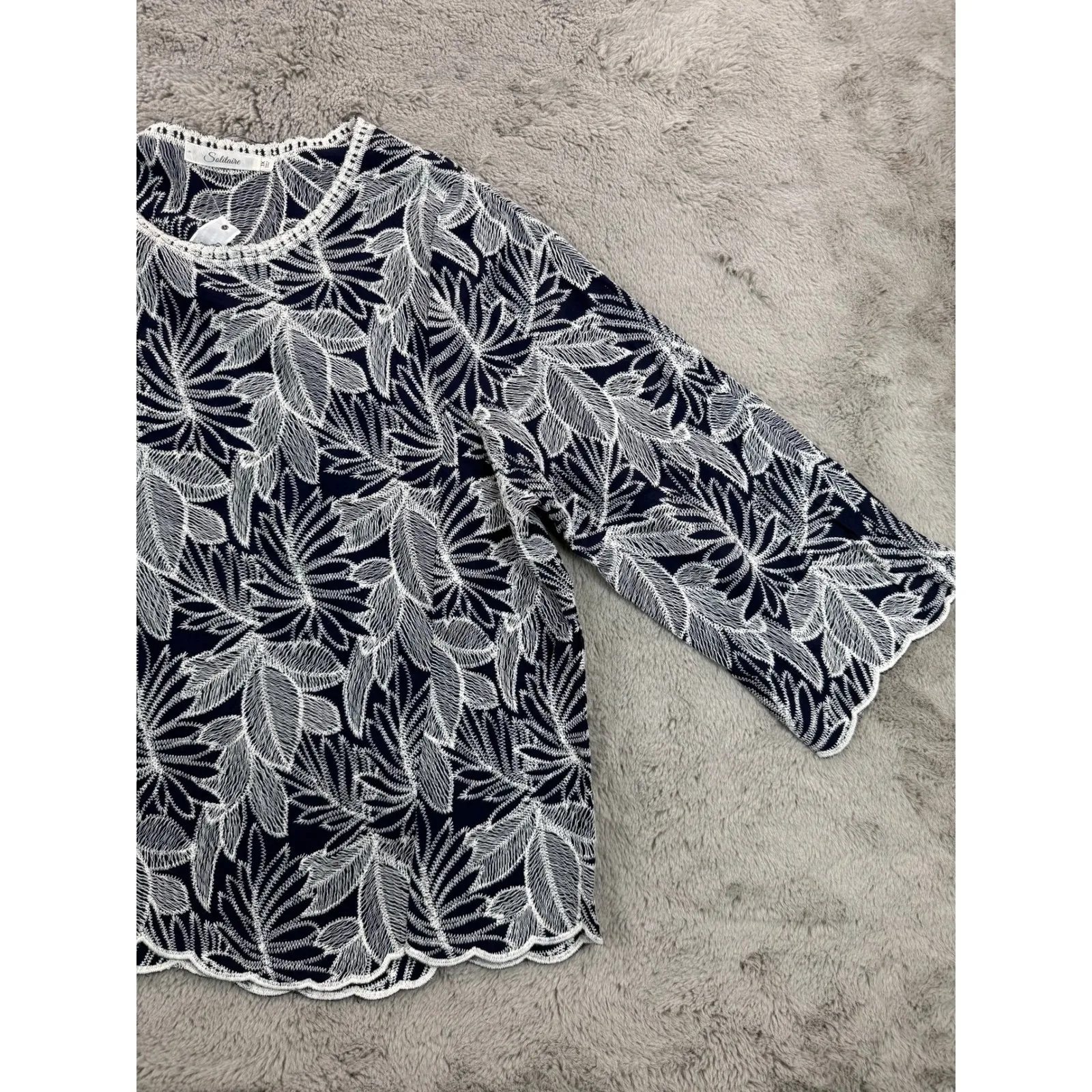 NWOT Solitaire by Zarr Khasla Floral‎ Lace Blouse 1X Embroidered Boho Scalloped - Image 6