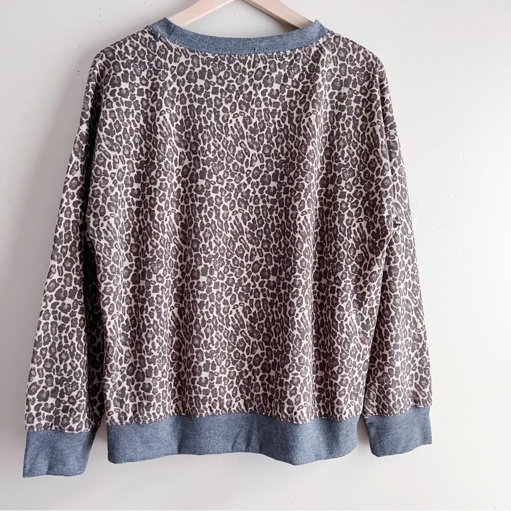 Splendid Leopard Print Crewneck Pullover‎ Sweater in Tan & Brown, Size XL - Image 8
